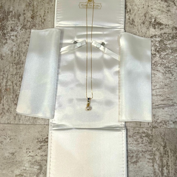 Pearl Factory Waterfall Pendant 14k Yellow Gold - Picture 3 of 5